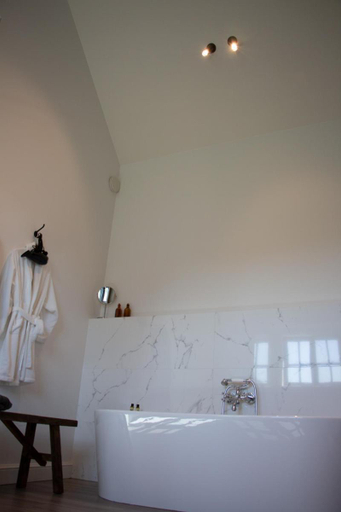 Others 5, Madelette B&B, West-Vlaanderen