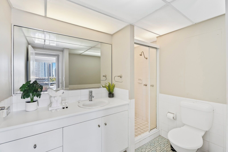 Bathroom 3, Moorings - HR Surfers Paradise, Gold Coast
