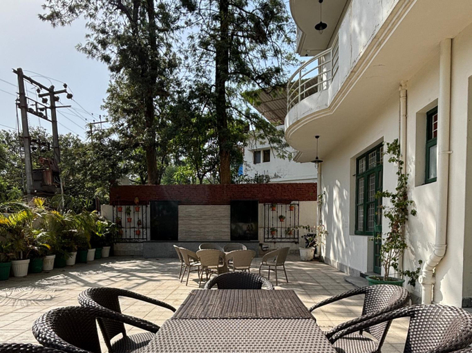 Others 5, 15 Verandah, Dehradun