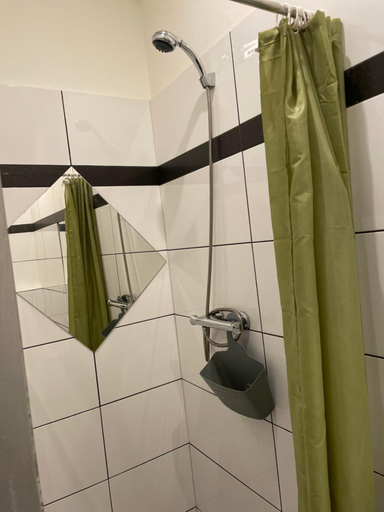 Others 4, Viktoria ARTUR, Wien