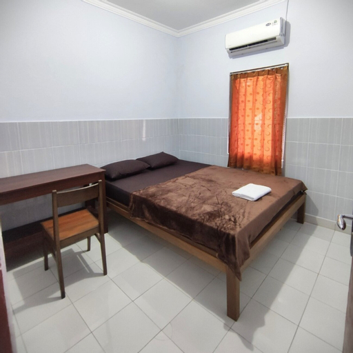 Bedroom 14