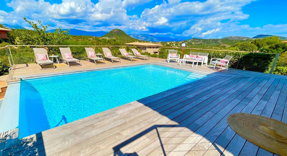Others 4, Villa Santa Giulia, vue panoramique sur la mer, 900 m de la plage, Corse-du-Sud