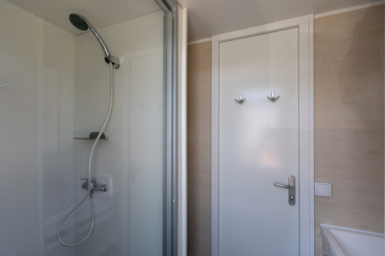 Bathroom 4, RCN Domaine de la Noguière, Var