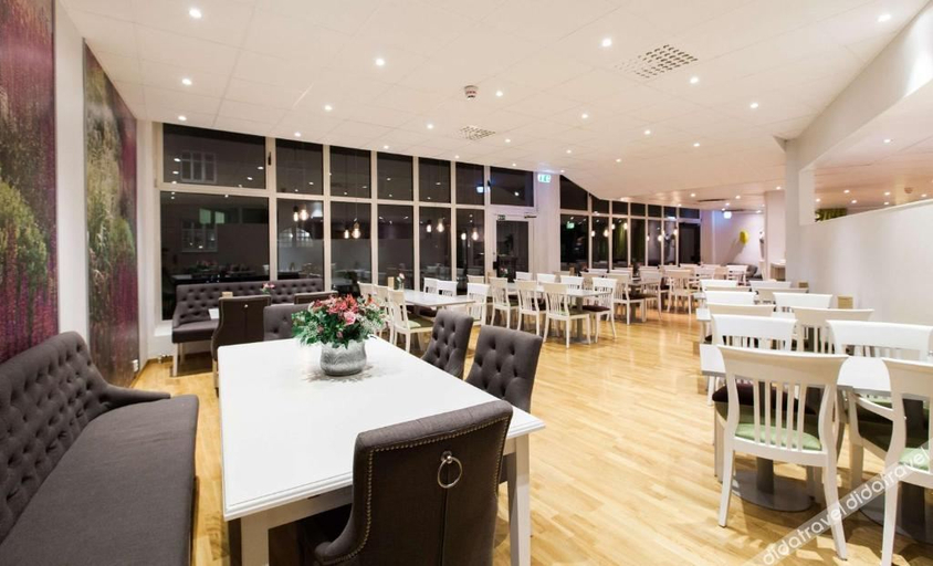 Food & Drinks, Sure Hotel Studio by Best Western Bromma, Stockholm