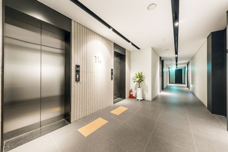 Others 4, HOTEL CULLINAN, Guro