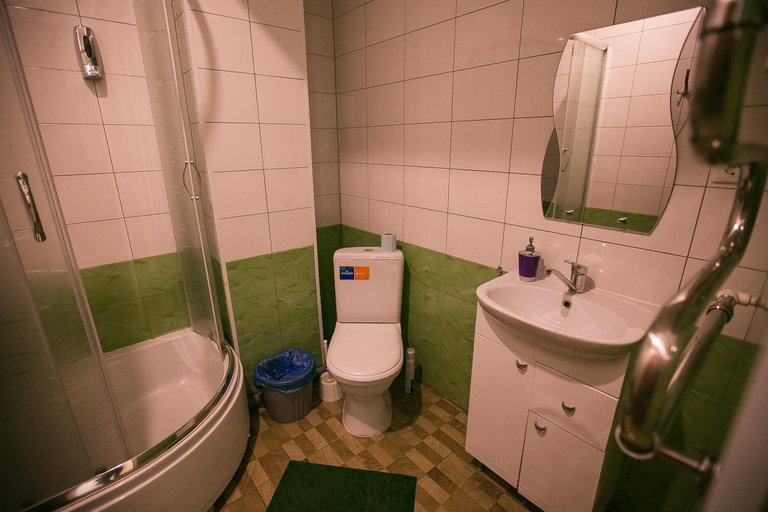 Bathroom 5, "Гостевои дом "Relax", Kungur