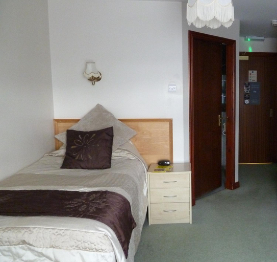 Bedroom 2, Leys Hotel, Aberdeen