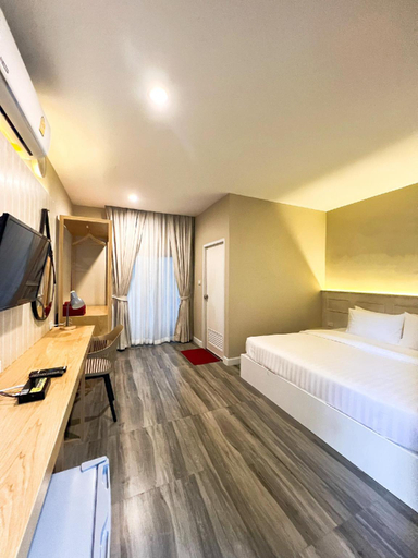 Bedroom 6