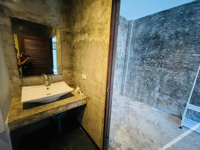 Bathroom 3, The Sea Resort Haad Rin, Ko Phangan