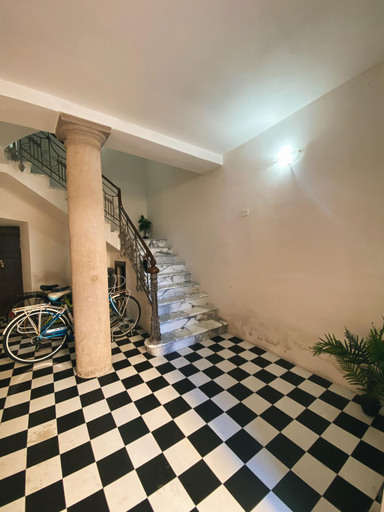Others 2, Tra i due ponti, Oristano