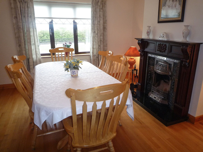 Others 5, Boherbue Holiday Home