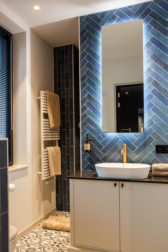 Bathroom 2, La Garconniere Genval, Brabant Wallon