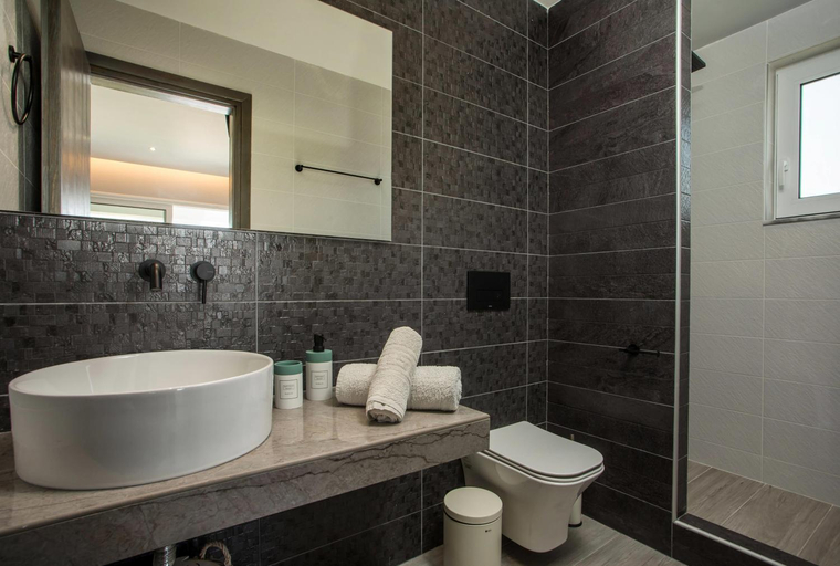 Bathroom 3, Haraki Blue Dream Luxury Apartments, South Aegean