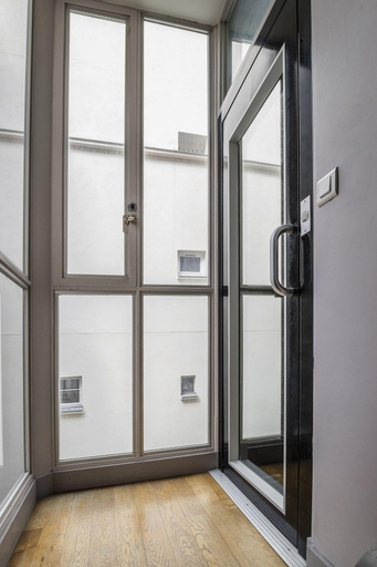 Public Area 2, Chabrol Opera, Paris