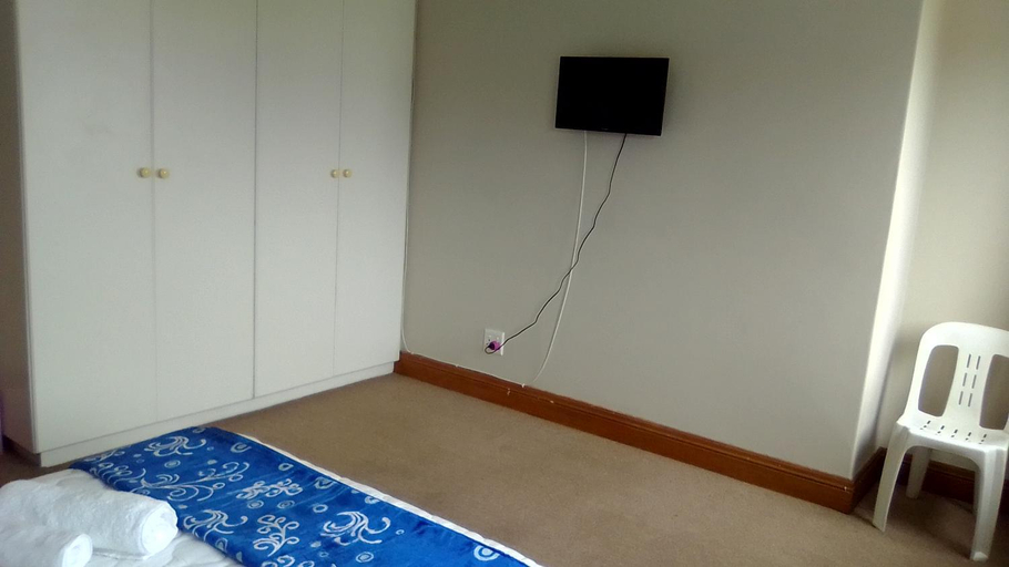 Bedroom 6