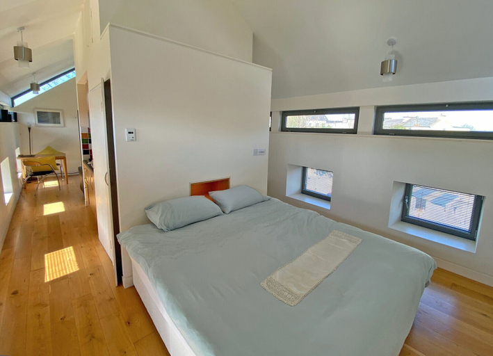 Bedroom 3, KINVARA SUITES