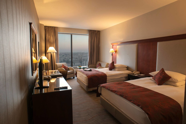 Bedroom 5, Signia by Hilton Amman, Wadi Essier