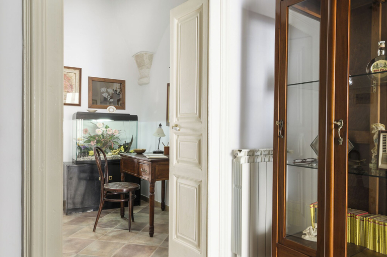 Others 5, Appartamento Vintage con Balcone by Wonderful Italy, Brindisi
