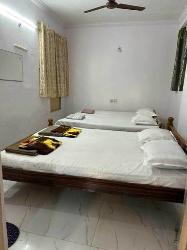 Bedroom 2, Sri Vasavi Nivas, Chittoor