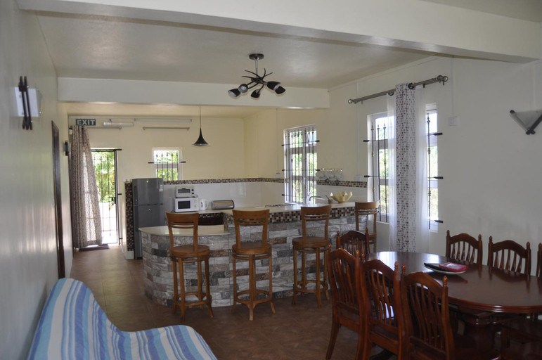 Bar/lounge, Moringi (Veer Residences), Flacq