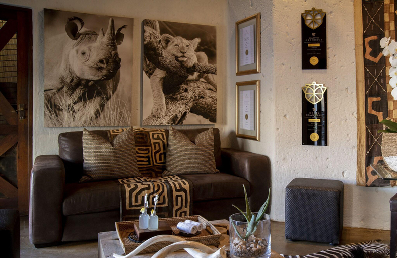 Public Area, Pondoro Game Lodge, Mopani