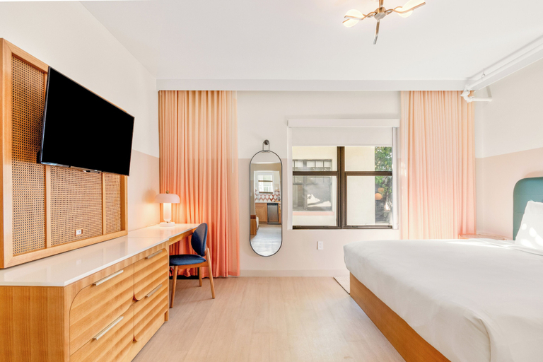 Bedroom 2, Corendon Beach Plaza South Beach Miami, Miami-Dade