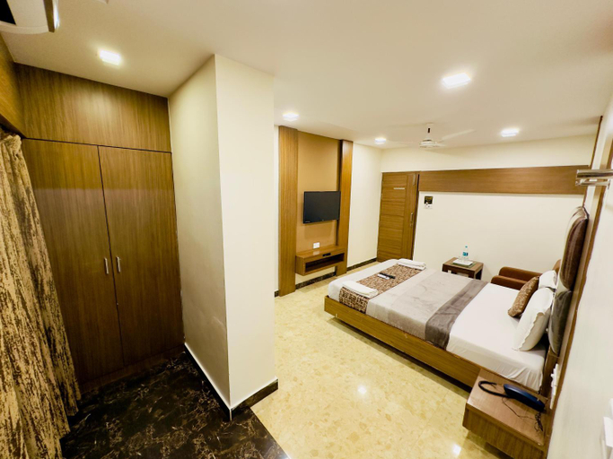Bedroom 6