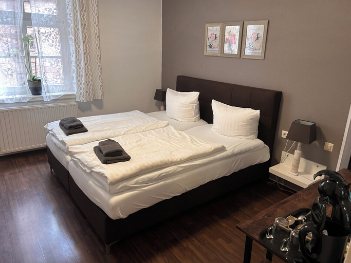 Bedroom 5, Alte Schlosskurve Hotel & Restaurant, Waldeck-Frankenberg