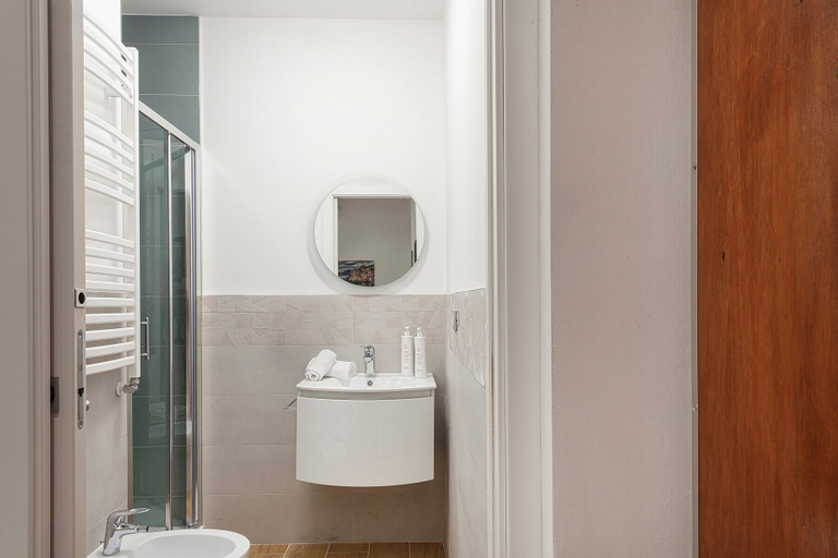 Bathroom 3, Patty's House in Carignano by Wonderful Italy, Genova