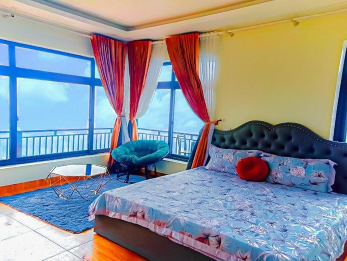 Bedroom 12