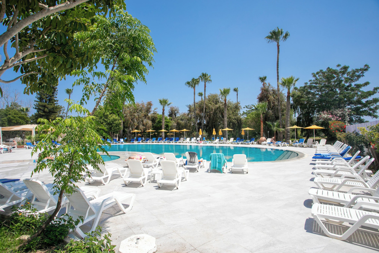 Sport & Beauty 5, Papouis Protaras Hotel