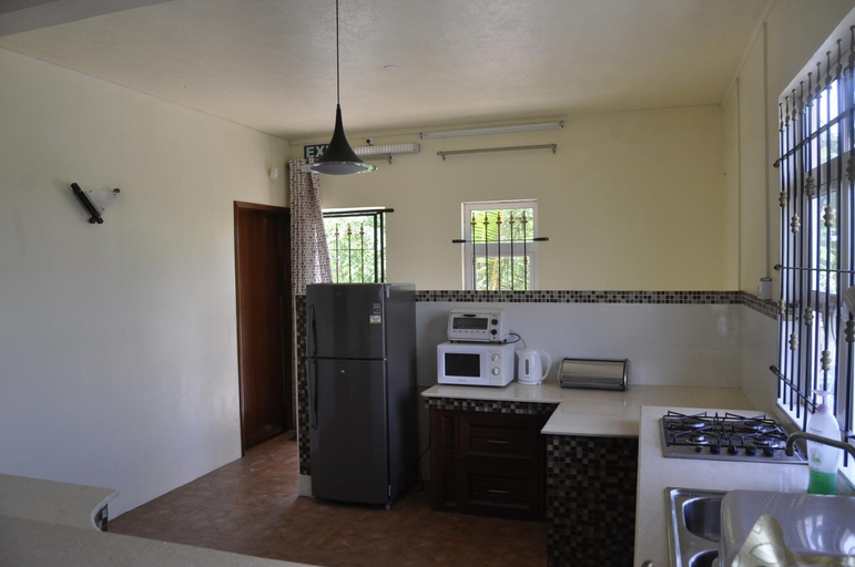 Kitchen 2, Moringi (Veer Residences), Flacq