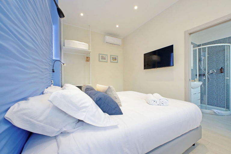 Bedroom 5, Domus Augustea San Giovanni Sunset Suites, Roma
