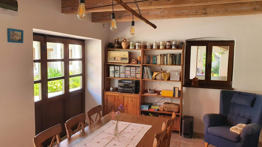 Others 4, Mayday Cottage, Szentendre