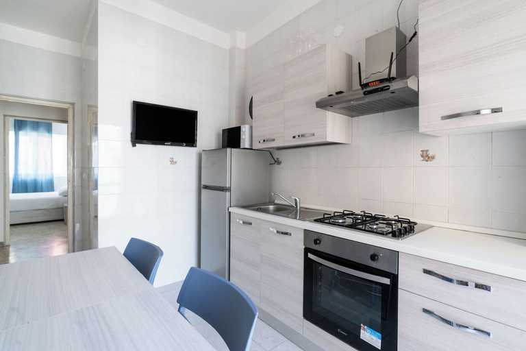 Others 5, Appartamento Onda Blu by Wonderful Italy, Bari