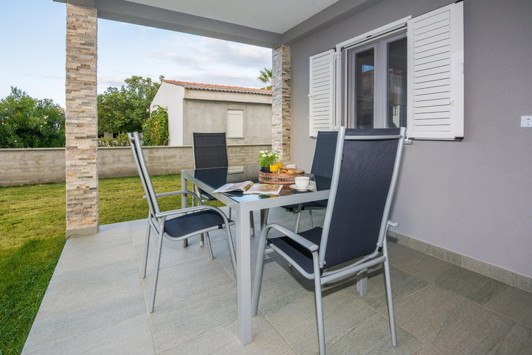 Balcony/terrace 3, Apartments by the sea Vir - 18557, Vir
