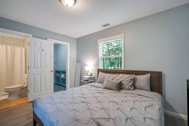 Bedroom 10