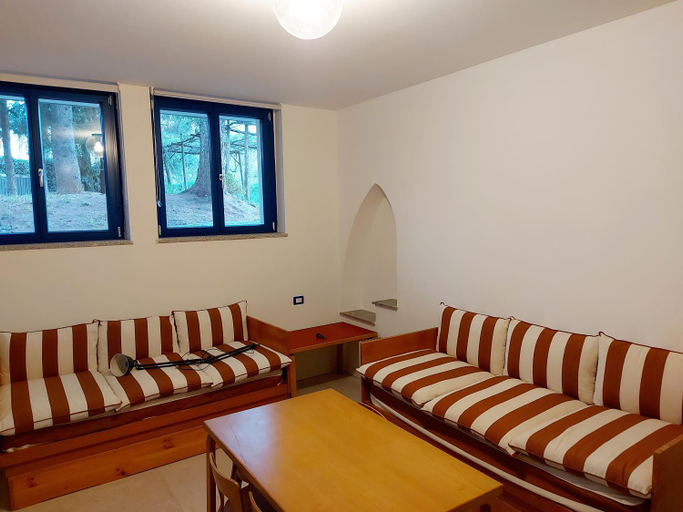 Others 5, Milano Country Club - Villa with private pool and garden, Varese