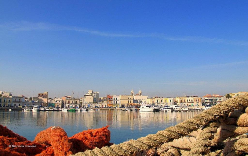 Others 2, Vien dal Mare, Bari