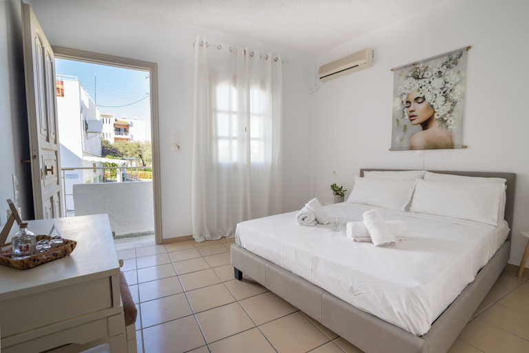 Bedroom 4, Hesperia Apartments, Crete