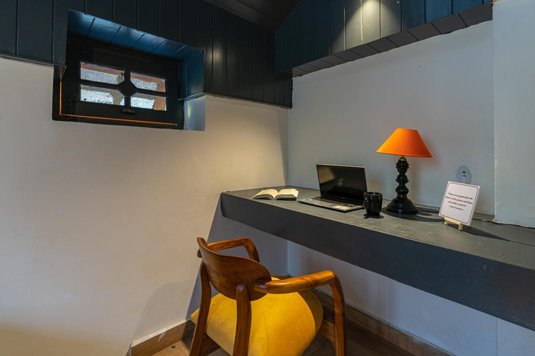 Others 5, Whoopers Boutique Kasol , Kullu