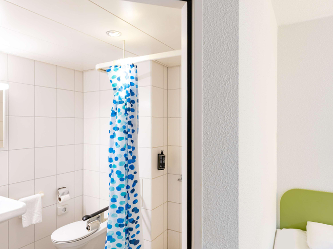 Bathroom 5