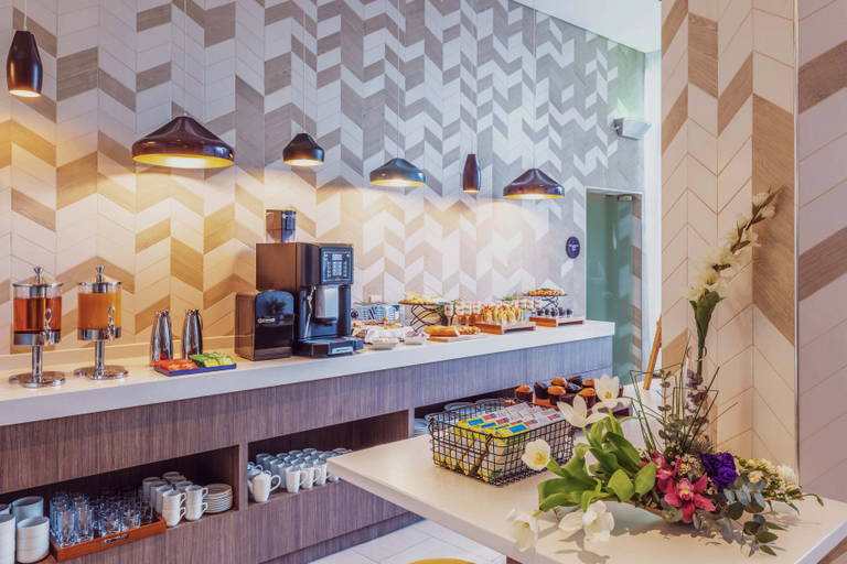 Food & Drinks 5, Pavilion Hotel Al Jaddaf Managed by Nooa, Dubai
