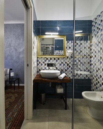 Others 3, Frizzo House, Salerno