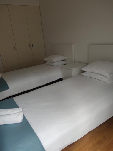 Others 2, 理想方向, Lisbon