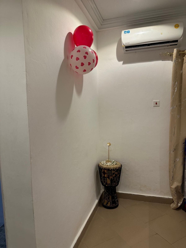 Bathroom 4, Kimberlys Hotel, Tamale