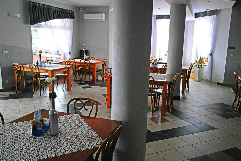 Food & Drinks