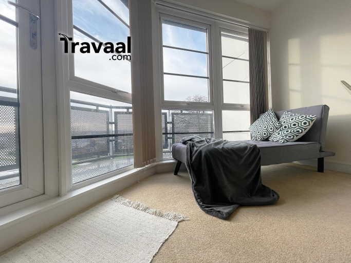 Others 3, Travaal - 2 Bed Serviced Apartment Farnborough, Hampshire