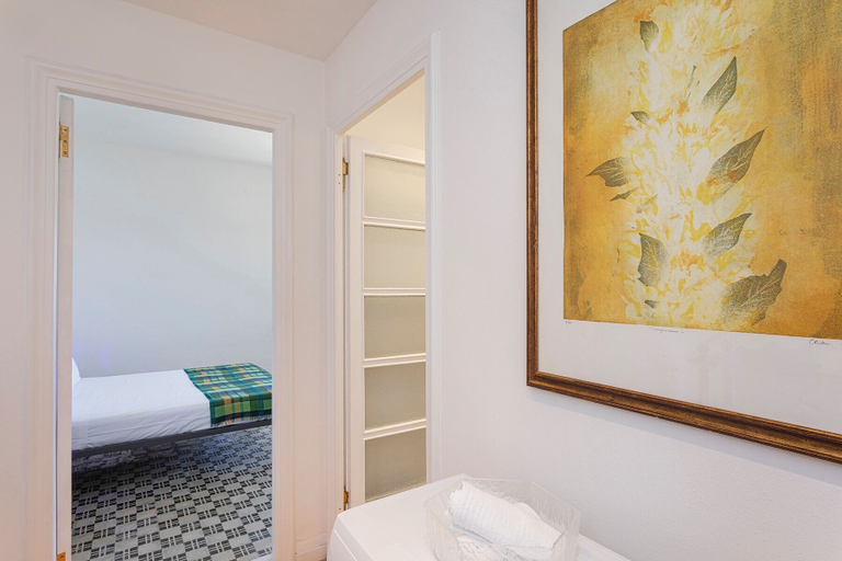 Bedroom 2, A Few Steps from the Sea by Wonderful Italy, Genova