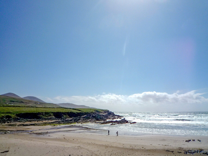 Others 5, Allaghee Mor St. Finian's Bay
